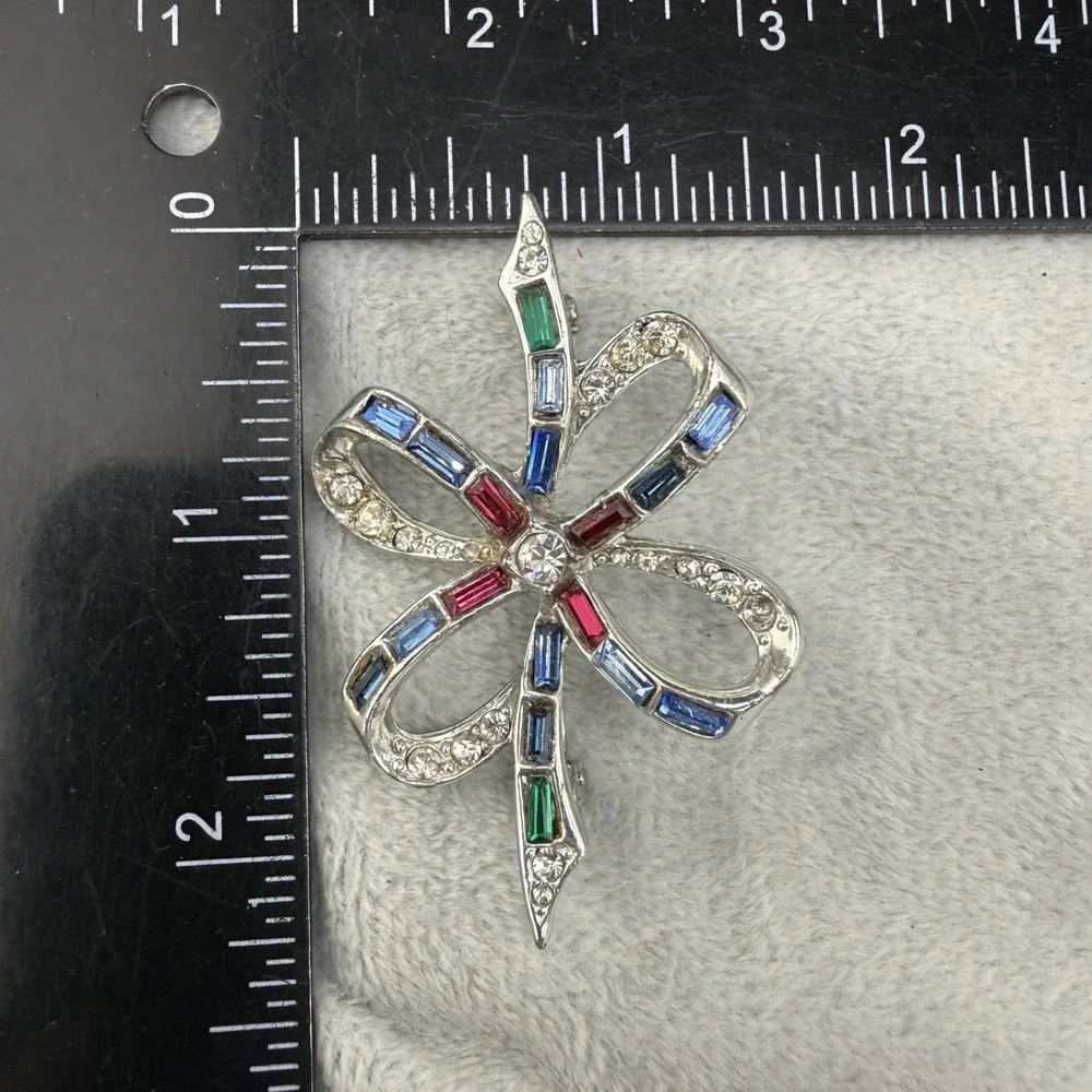 Vintage Rhinestone Brooch Silver Tone Bow‎ Blue Green Red